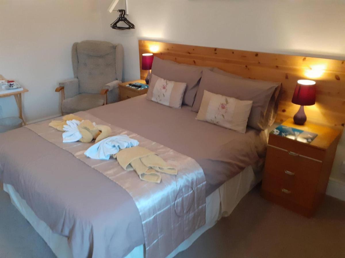 Вилла Hogwarts Bed And Continental Breakfast Ширнесс Номер фото